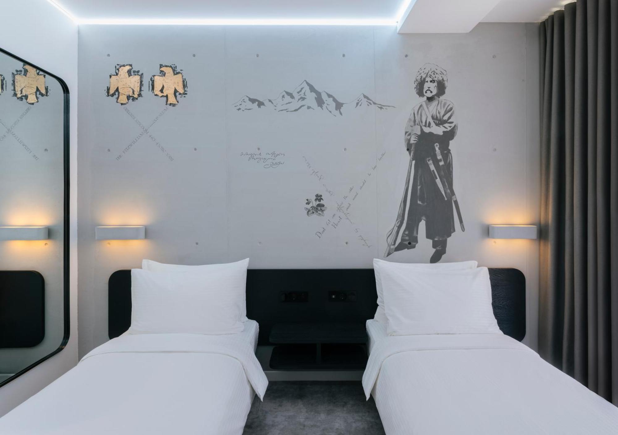 Golden Tulip Design Tbilisi Exterior foto
